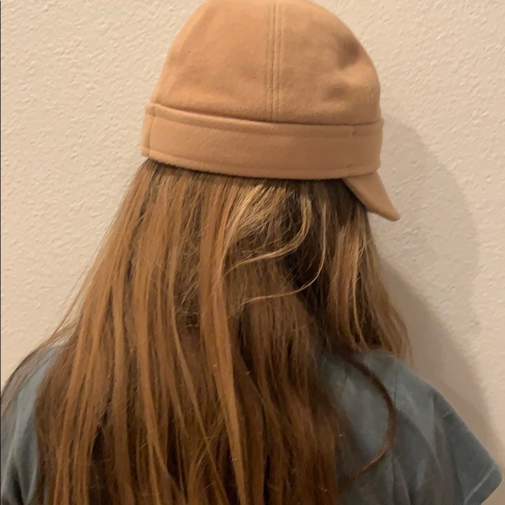 Max Azira Cap - Picture 3 of 3